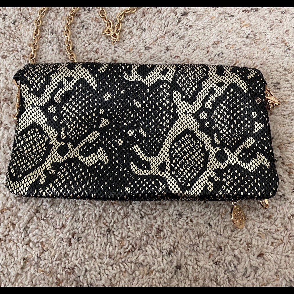 NWOT Tory Burch Snakeskin Clutch - Picture 4 of 9